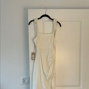 Elegant Cream Sleeveless Dress